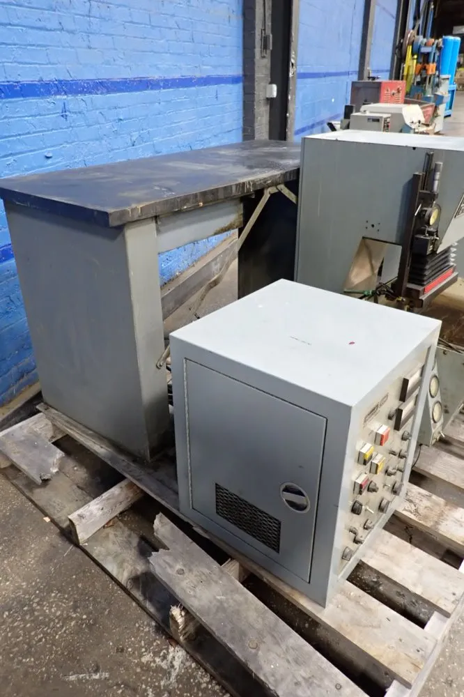 Hansvedt 9" X 15" Table Edm - Sm-150b