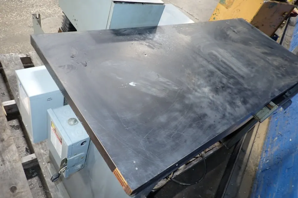 Hansvedt 9" X 15" Table Edm - Sm-150b