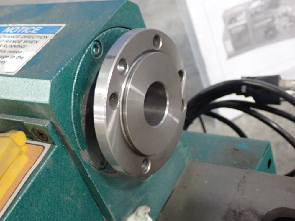 Grizzly 7''x12'' Lathe - G8688