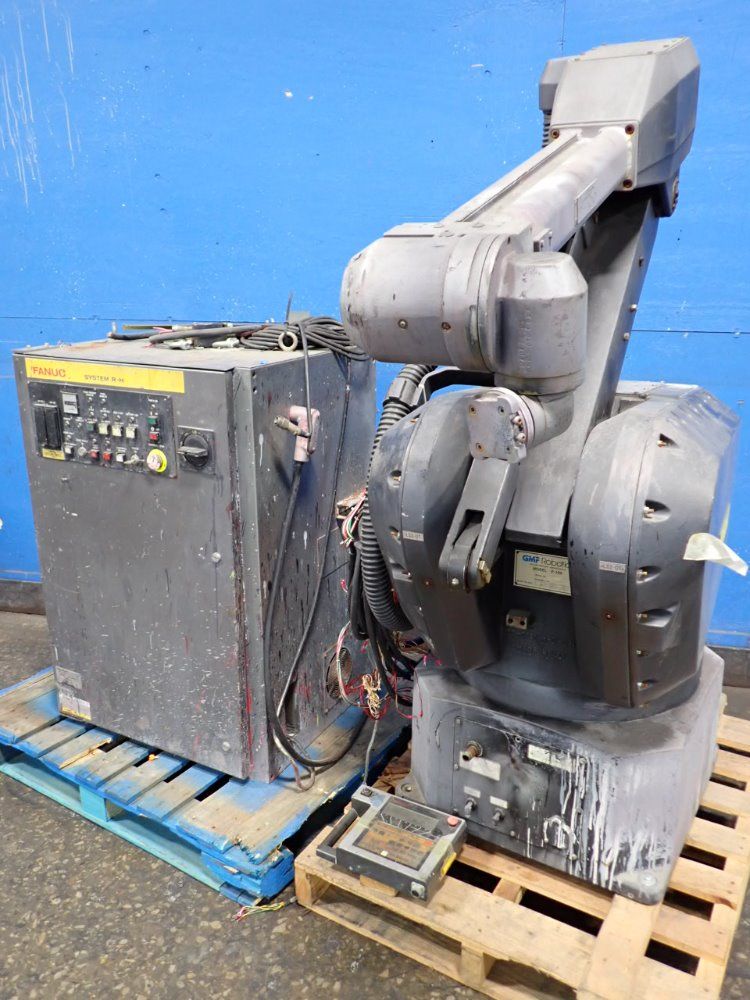 Fanuc P-100 Robot - P-100