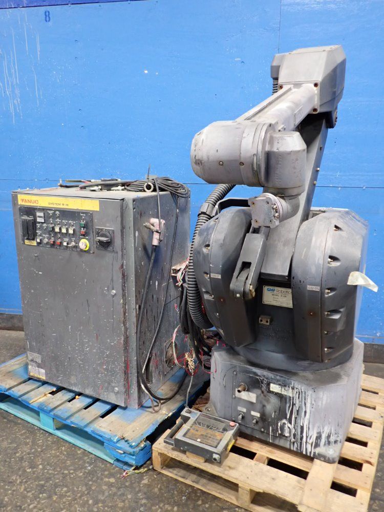Fanuc P-100 Robot - P-100