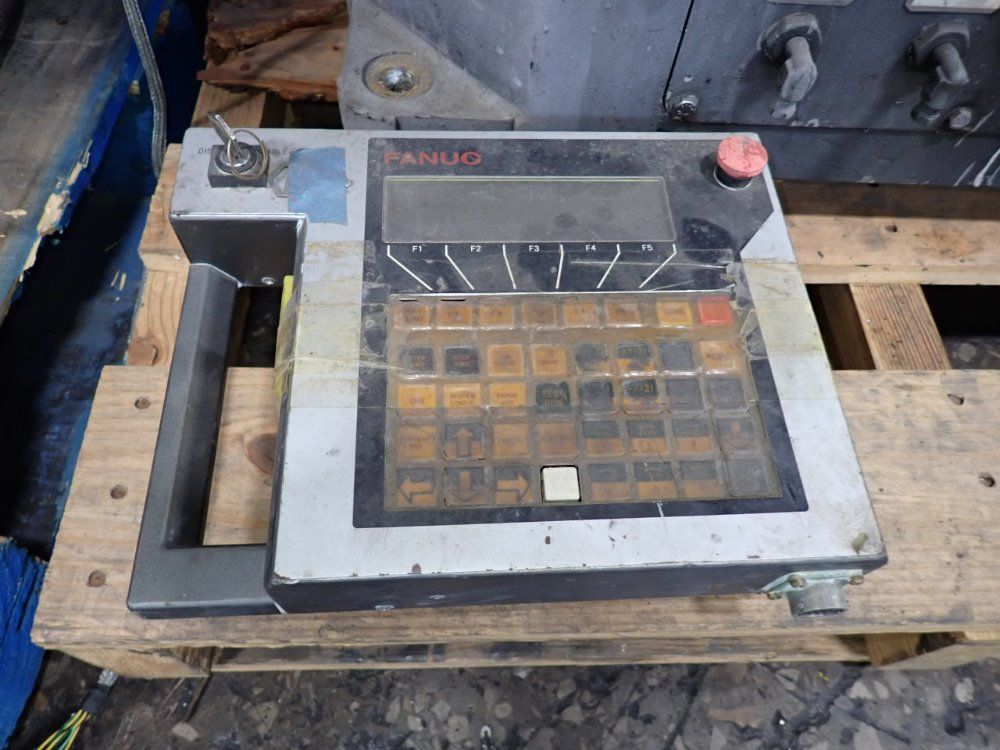 Fanuc P-100 Robot - P-100