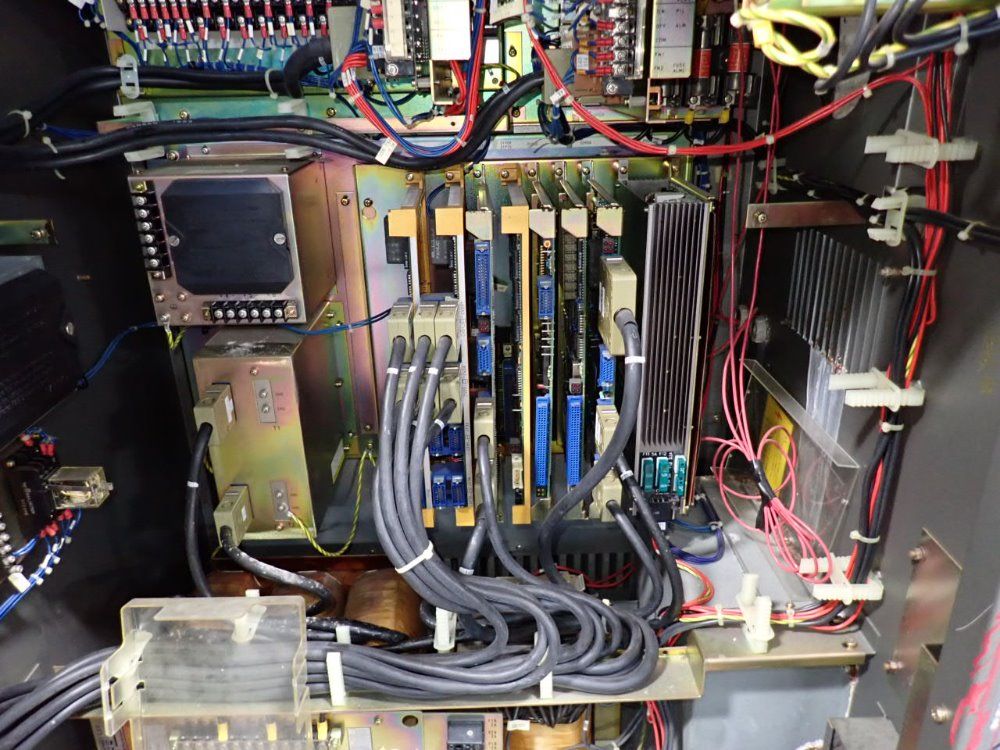 Fanuc P-100 Robot - P-100