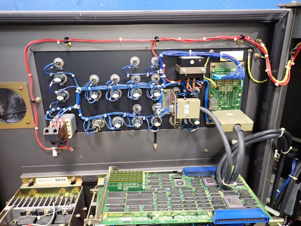 Fanuc P-100 Robot - P-100