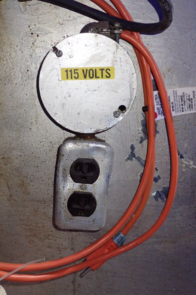 R. Howard Strasbaugh Universal Lens Grinder - 7h/sh-52-4x