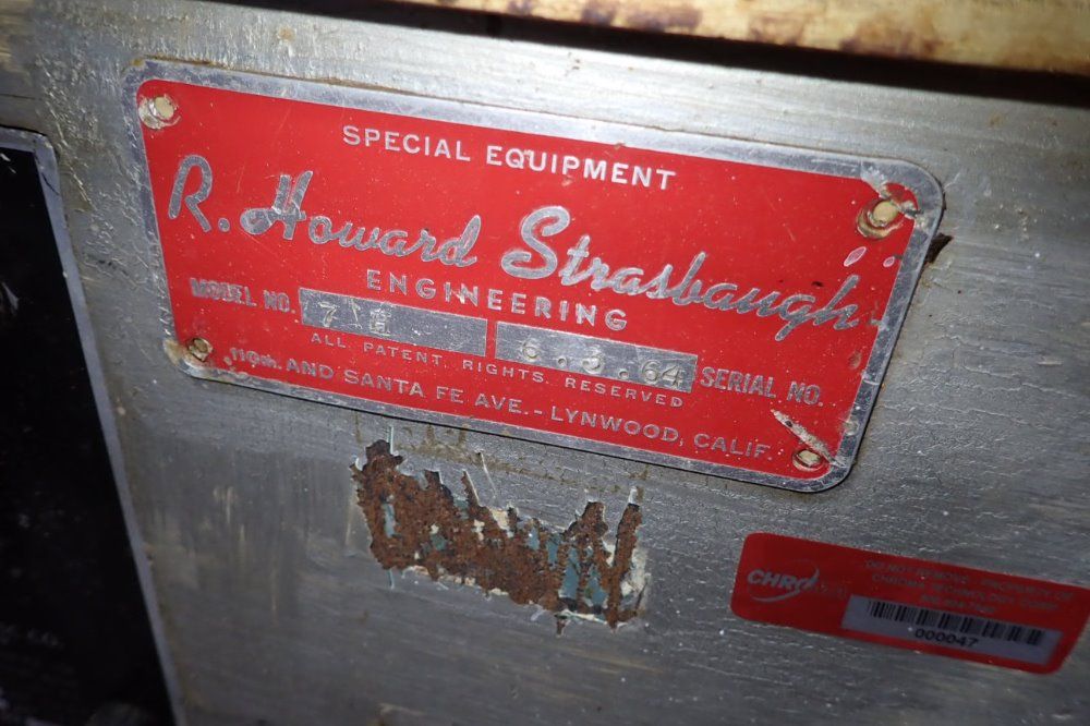 R. Howard Strasbaugh Universal Lens Grinder - 7h/sh-52-4x
