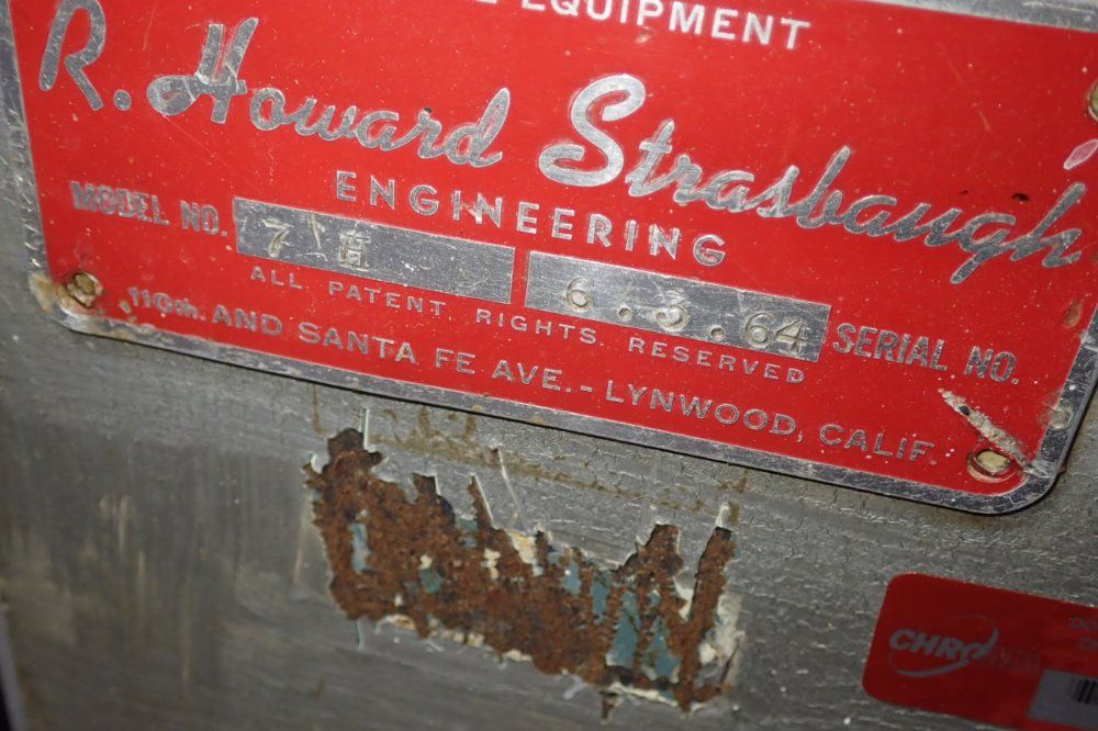 R. Howard Strasbaugh Universal Lens Grinder - 7h/sh-52-4x