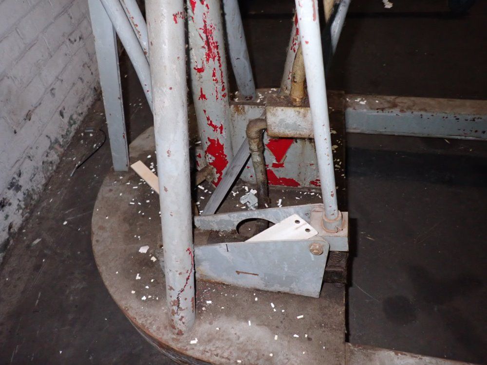 Stratton 1 Ton/2000 Lbs Hydraulic Crane