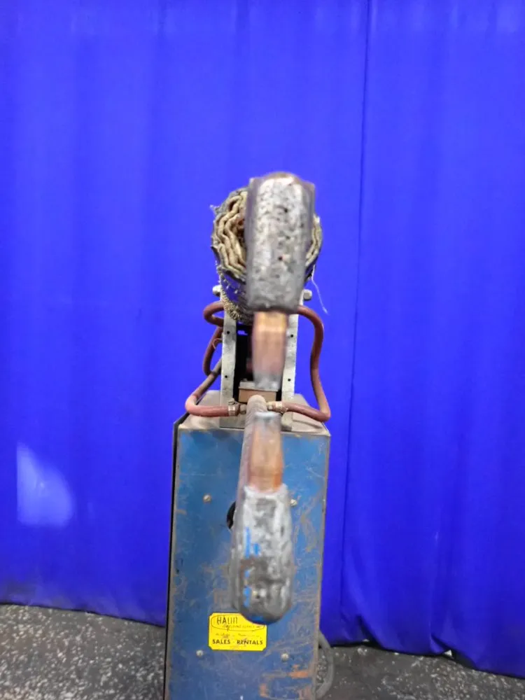 Miller 90 Amps Spot Welder - 20f1