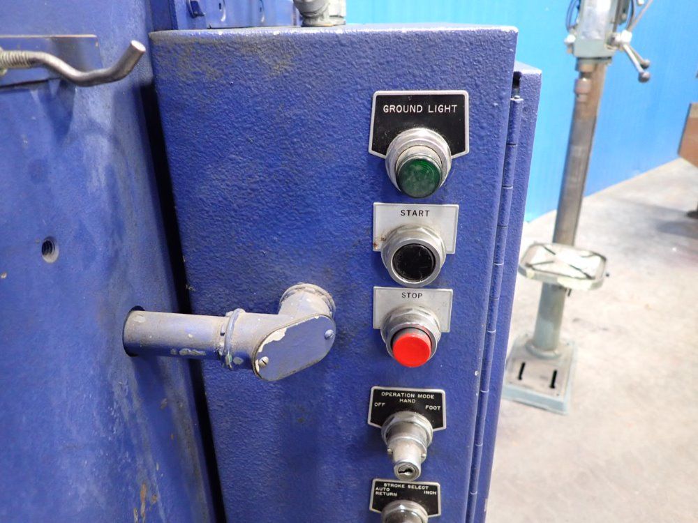 Pacific Tri-acro 11.22 Ton Press Brake - 17-4