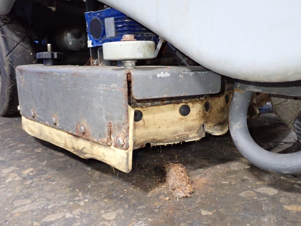 Nilfisk Aprox 36" Advenger 2600d Floor Scrubber - Advenger 2600d