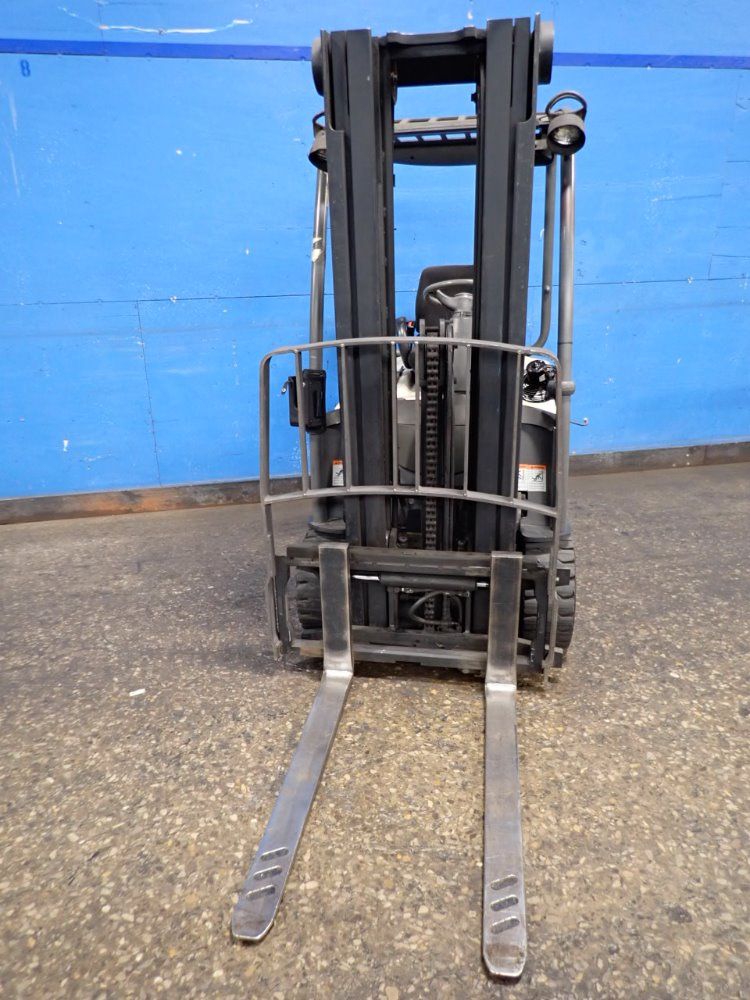 Crown 3700 Lbs 4500 Series Electric Forklift - 4500 Series