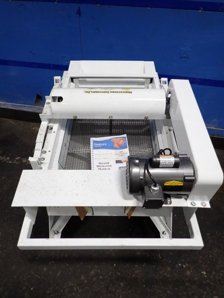 Midwestern 36" X 22" Universal Vibrating Screen