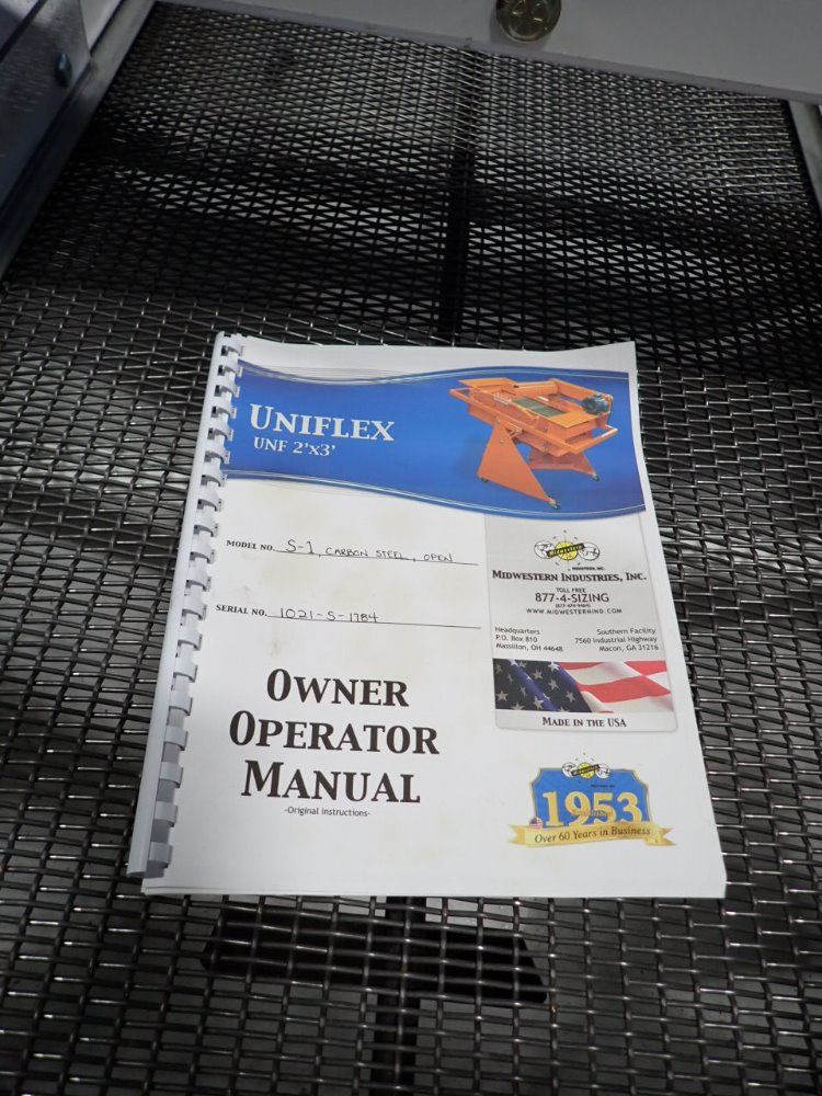 Midwestern 36" X 22" Universal Vibrating Screen