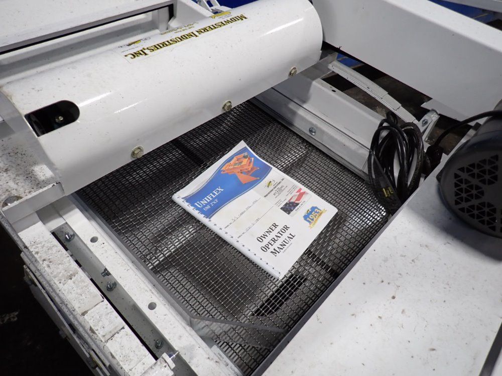 Midwestern 36" X 22" Universal Vibrating Screen