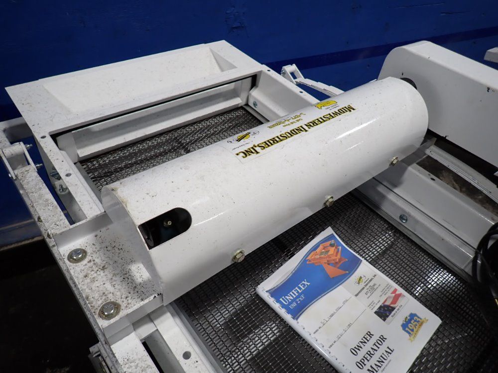 Midwestern 36" X 22" Universal Vibrating Screen