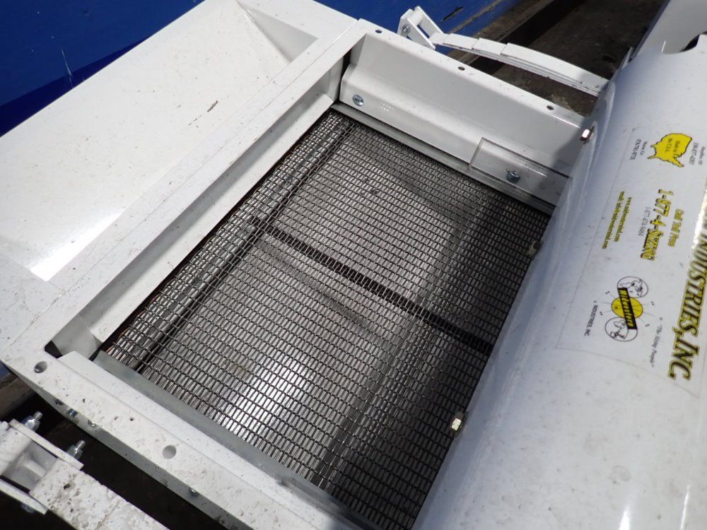 Midwestern 36" X 22" Universal Vibrating Screen