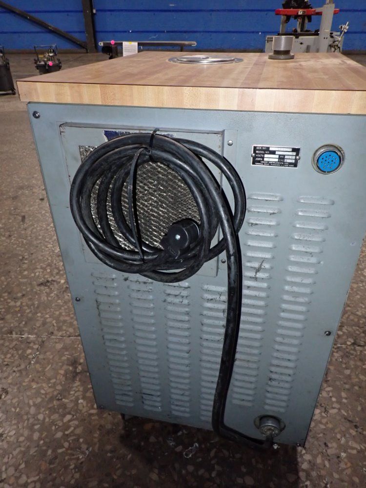 Veeco Leak Detector - Ms-17-ab