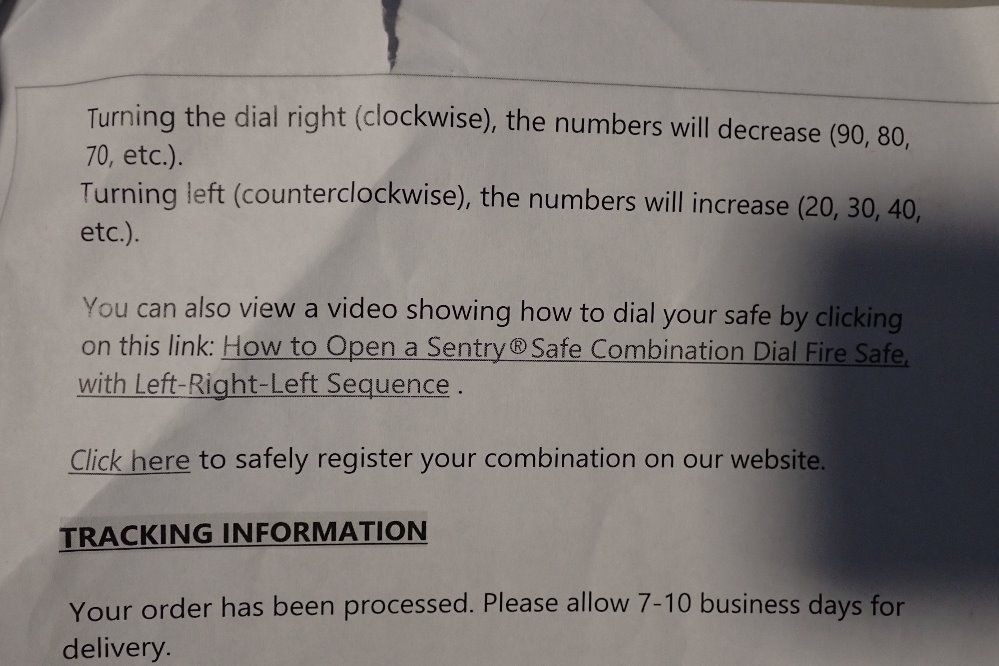 Sentry Safe - Aj-383932