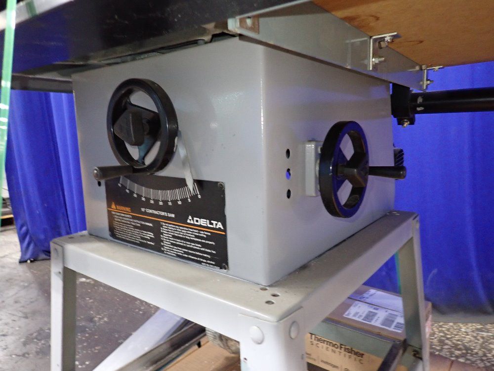 Delta 9 1/2" Table Saw