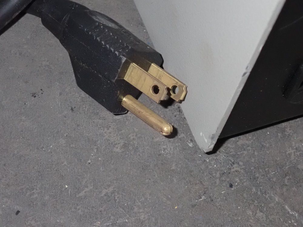 Superior Electric Portable Power Conditioner - Ppc600