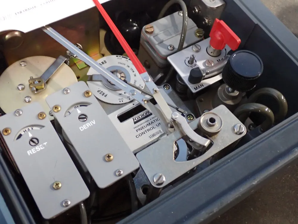 Foxboro 4-20ma Pneumatic Temperature Control - 43ap-fa52c