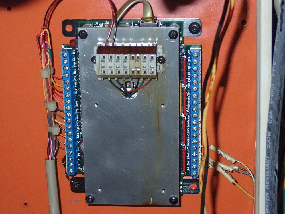 Daewoo Cnc Lathe W Conveyor - Puma V10