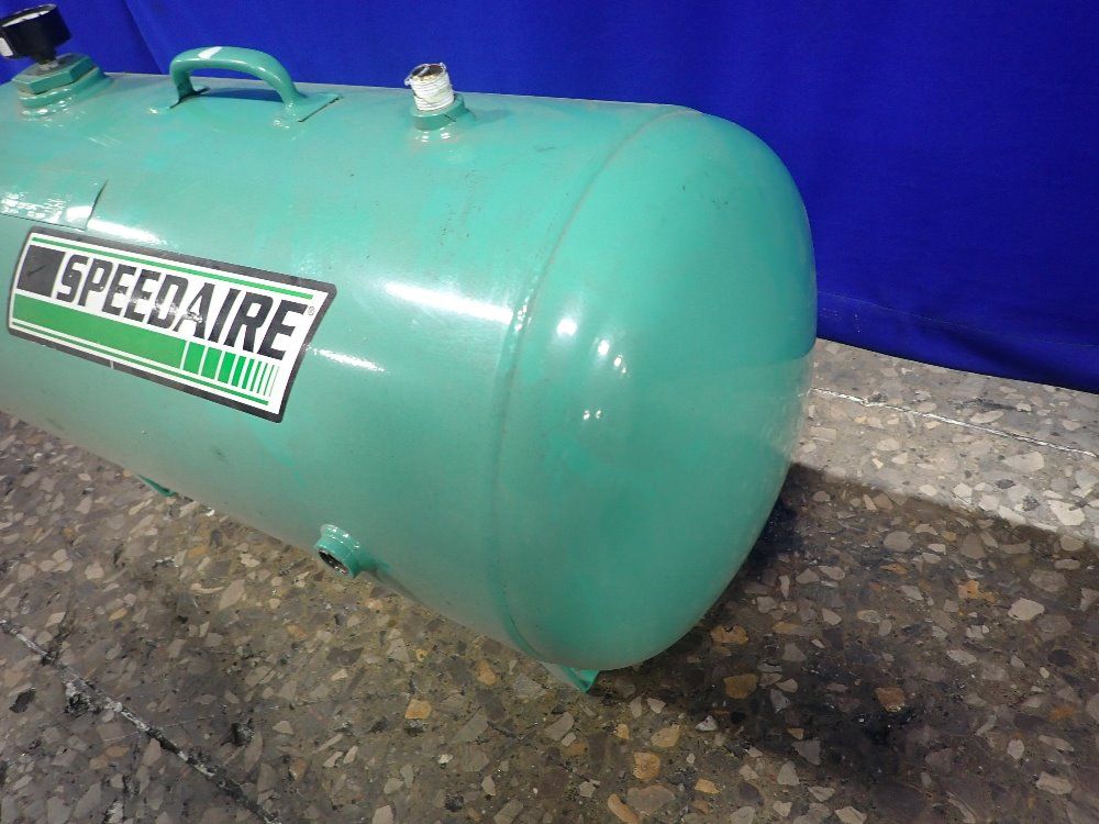 Speedaire Compressed Air Tank - 17 Gallons
