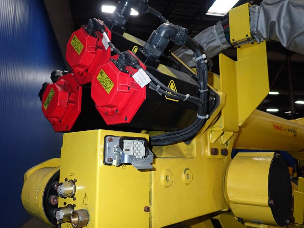 Fanuc 2017 Fanuc M900ia 260l Robot