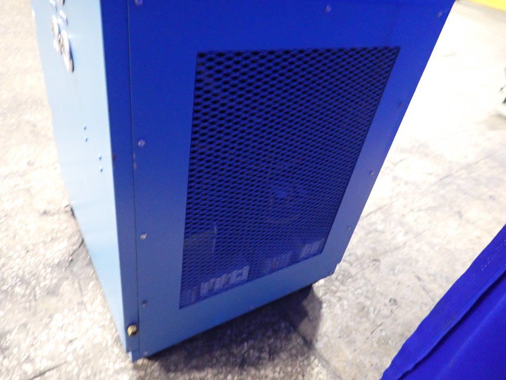 Thermotron 25" X 24" X 24" Id Temperature Chamber - 5-4