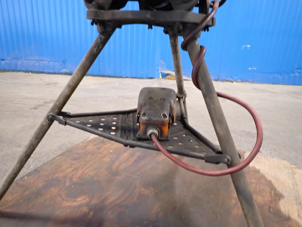 Rigid Pipe Threader - No. 300