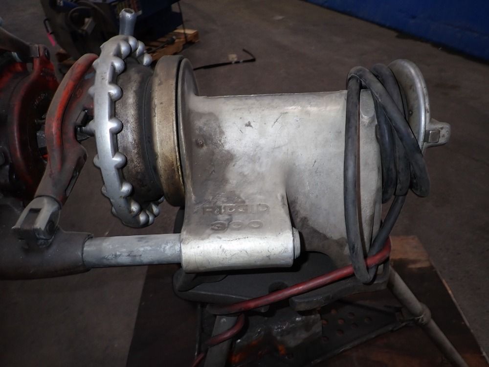 Rigid Pipe Threader - No. 300