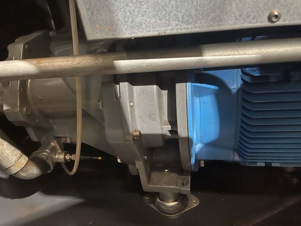 Quincy 22kw Compressor - Qgdv-30