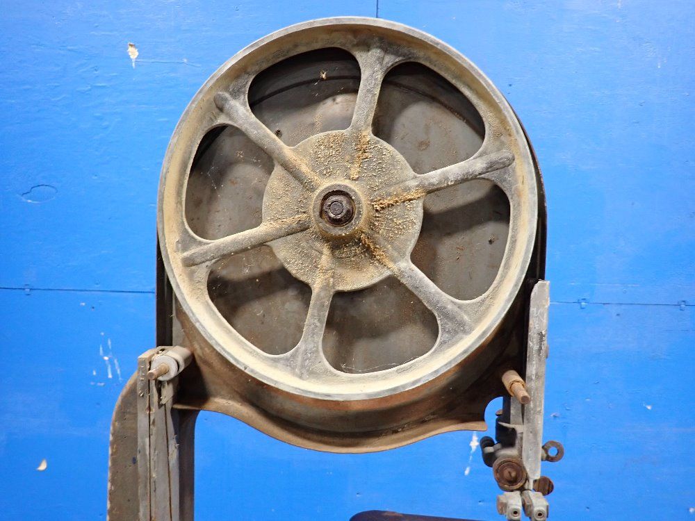 Delta 13 1/2" Vertical Band Saw