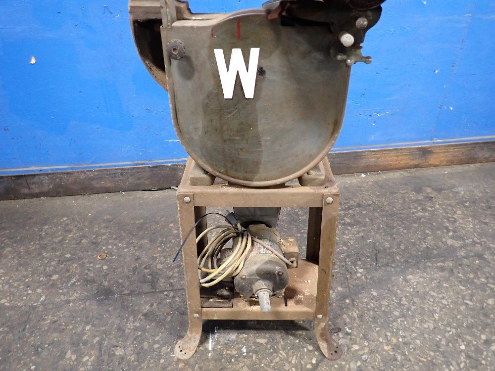 Delta 13 1/2" Vertical Band Saw