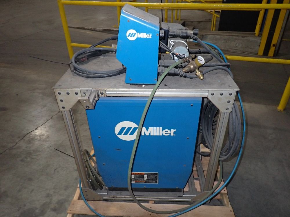 Miller Electric Mfg. Co. 22.95 Kw Welder W/wire Feeder - Axcess 450