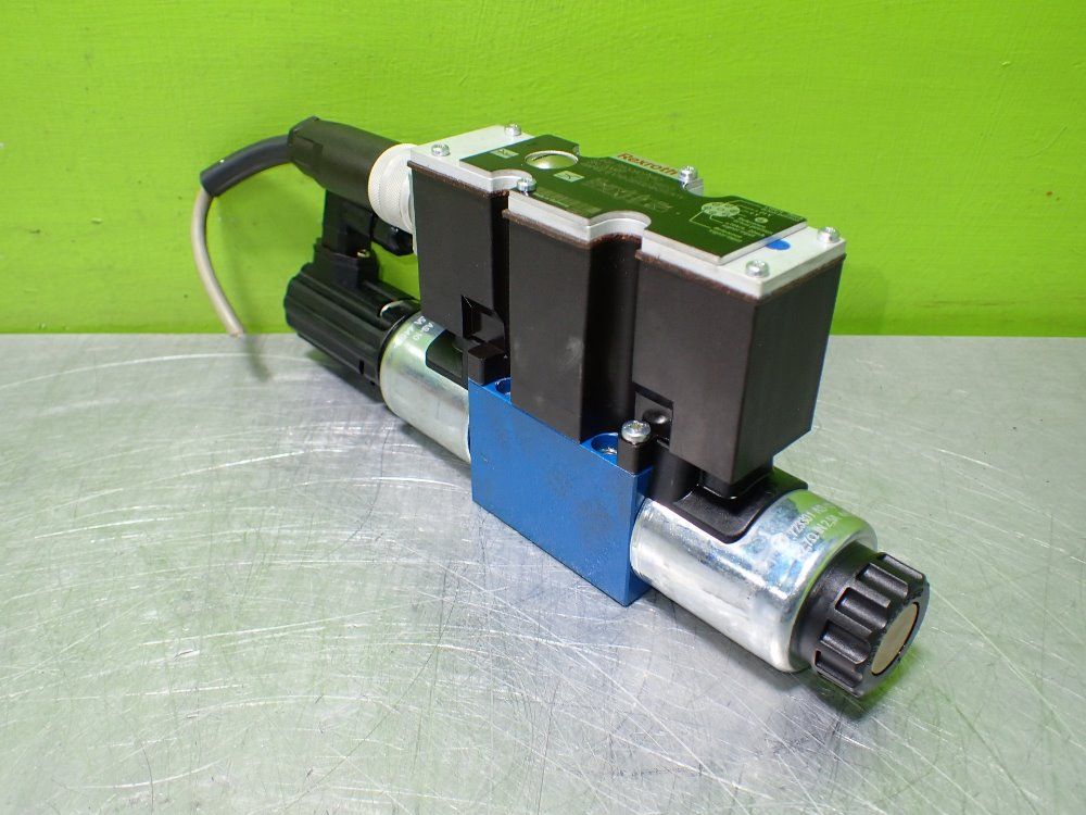Rexroth R900907440 Directional Hydraulic Valve. 4wree 6v16-22/g24k31/a1v - R900907440