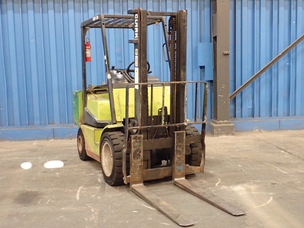 Clark 6000lbs Propane Forklift - Cgp30