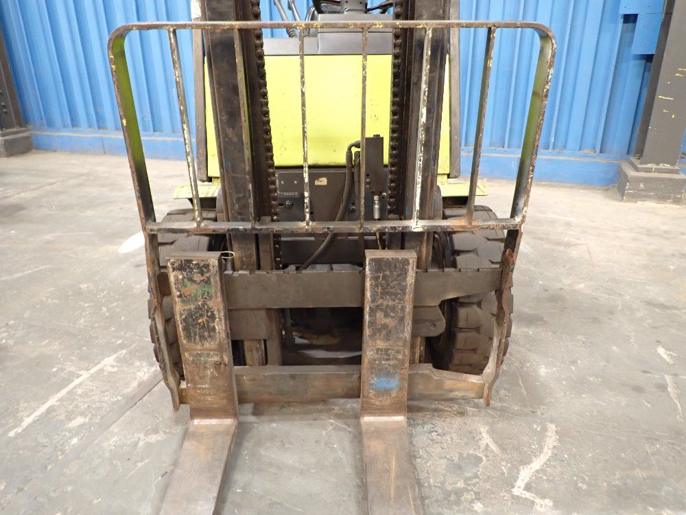 Clark 6000lbs Propane Forklift - Cgp30