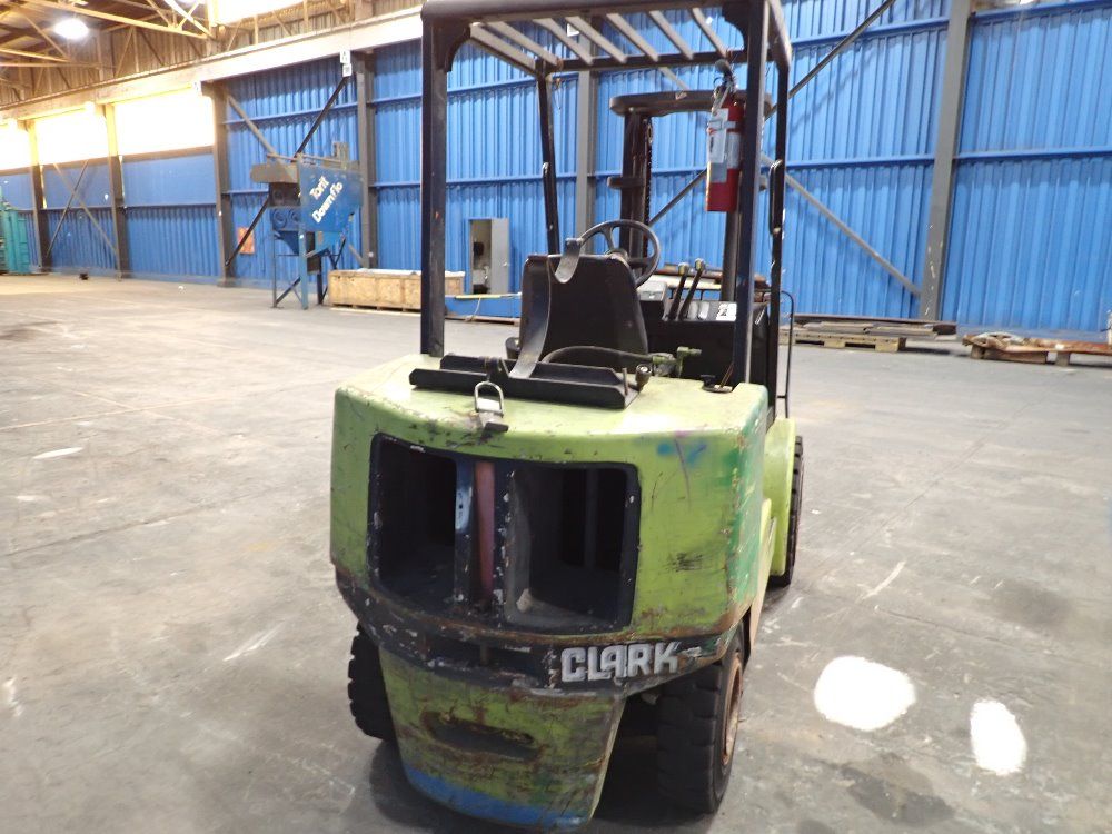 Clark 6000lbs Propane Forklift - Cgp30