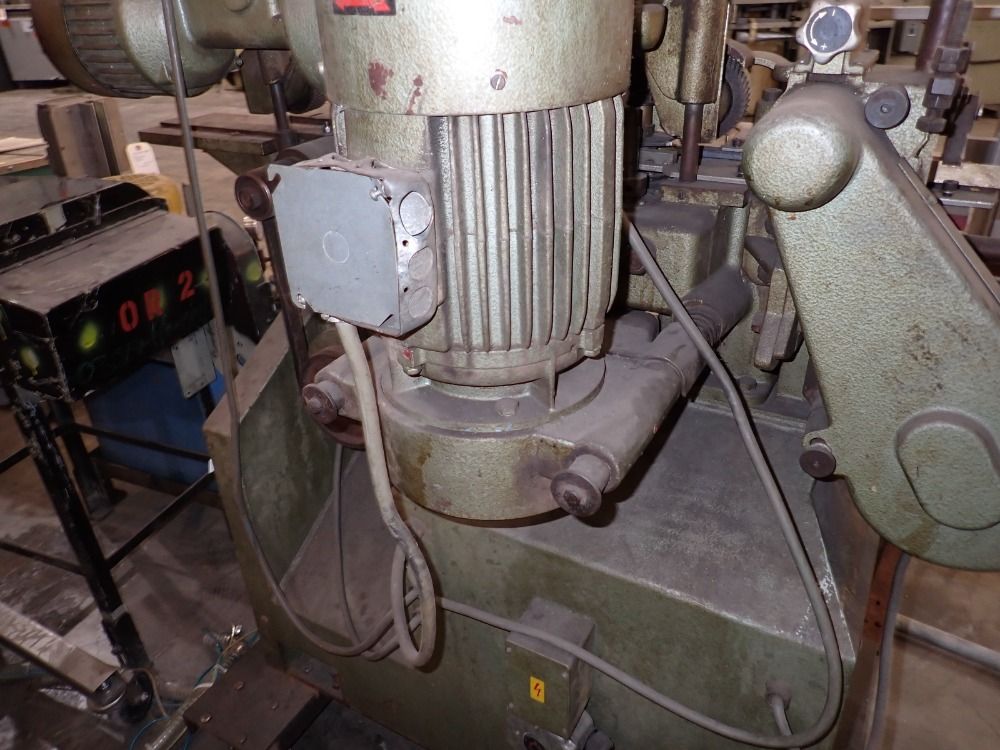 Holz Her Moulder - 1720