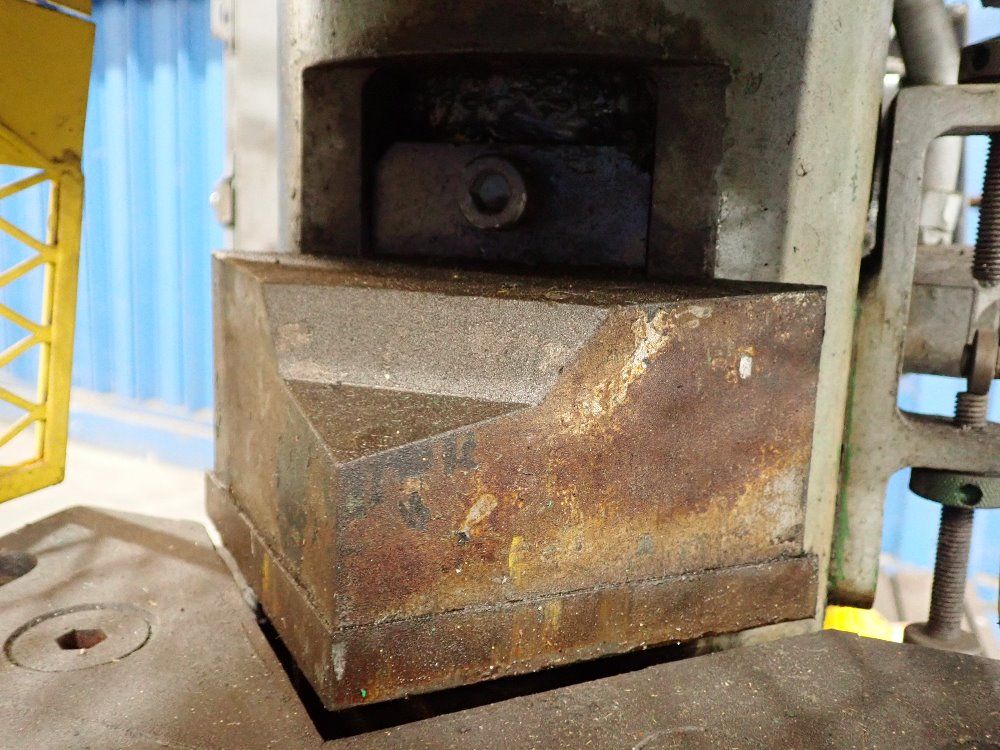 Hill Acme Ironworker - Model 6 Metalworker