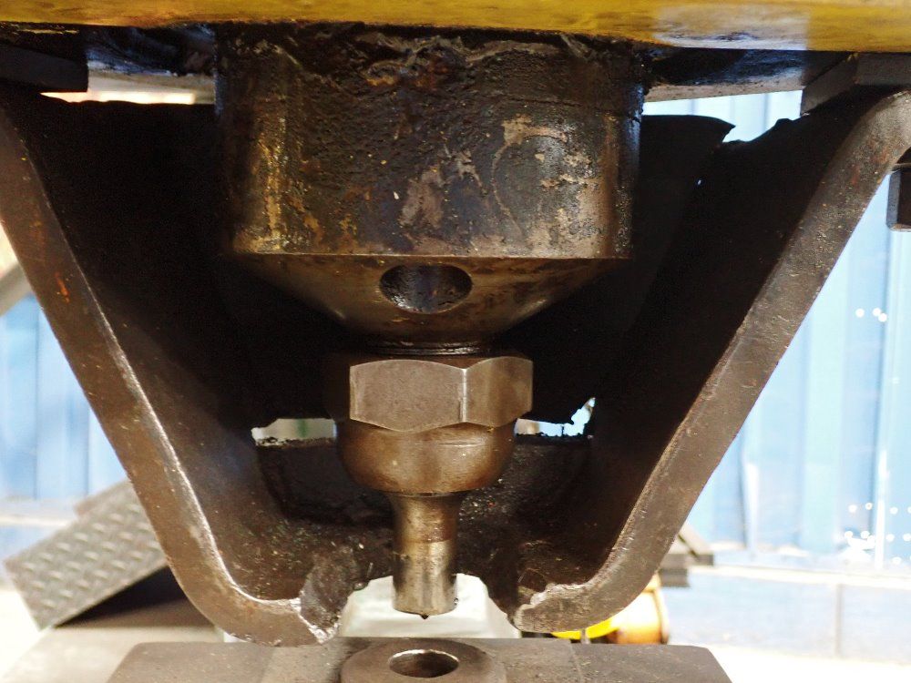 Hill Acme Ironworker - Model 6 Metalworker