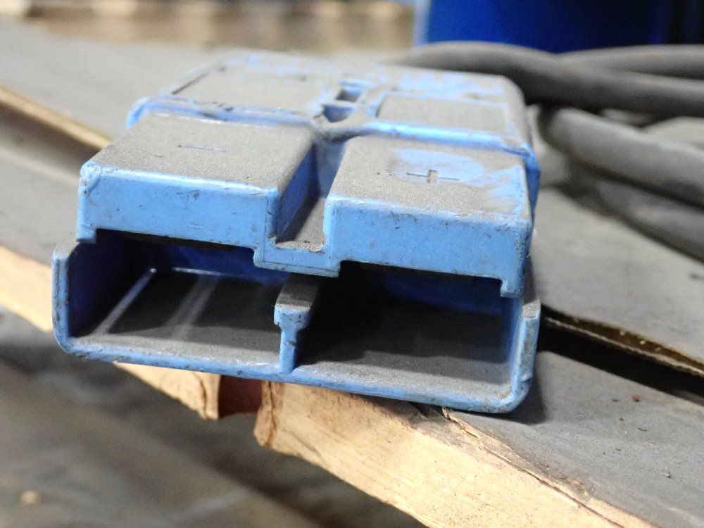 Gould Inc. Ind. Batt. Div. 36 V/451-600 Ah Battery Charger - Gfc18-600ti