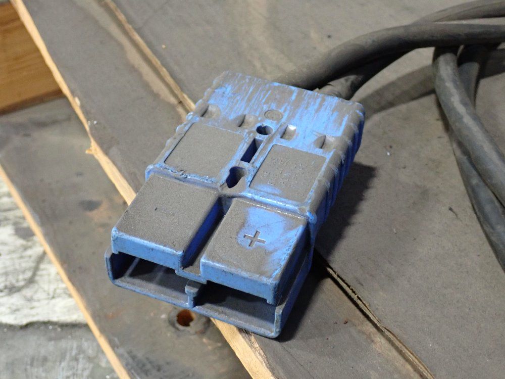 Gould Inc. Ind. Batt. Div. 36 V/451-600 Ah Battery Charger - Gfc18-600ti