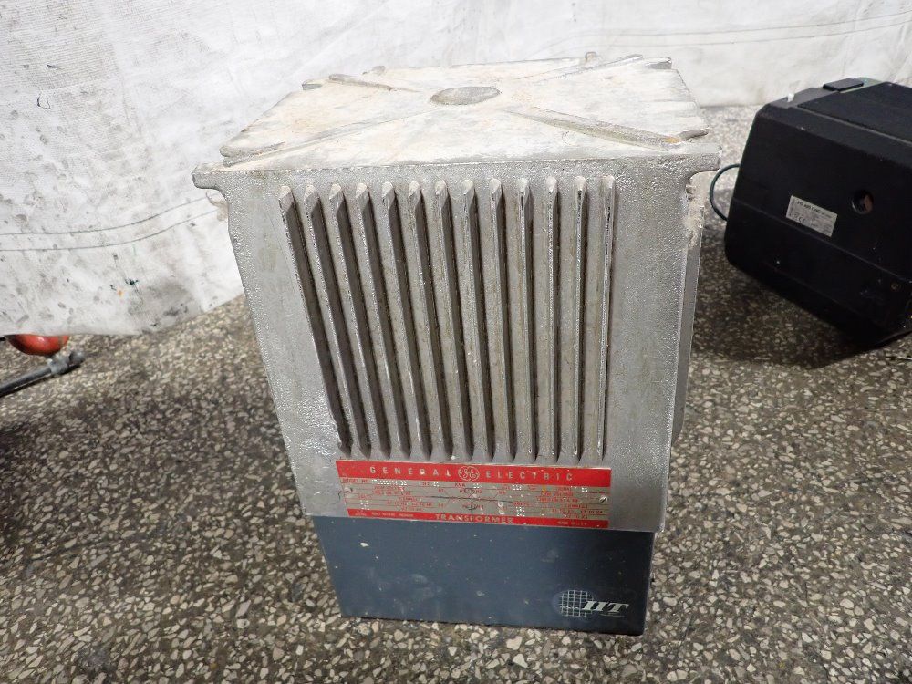 General Electric 10 Kva Transformer - 9y21b1006g2