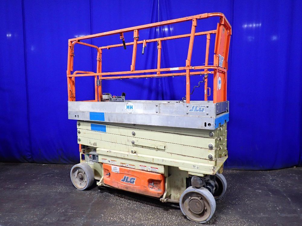 Jlg 500 Lbs Scissor Lift - 2630 Es