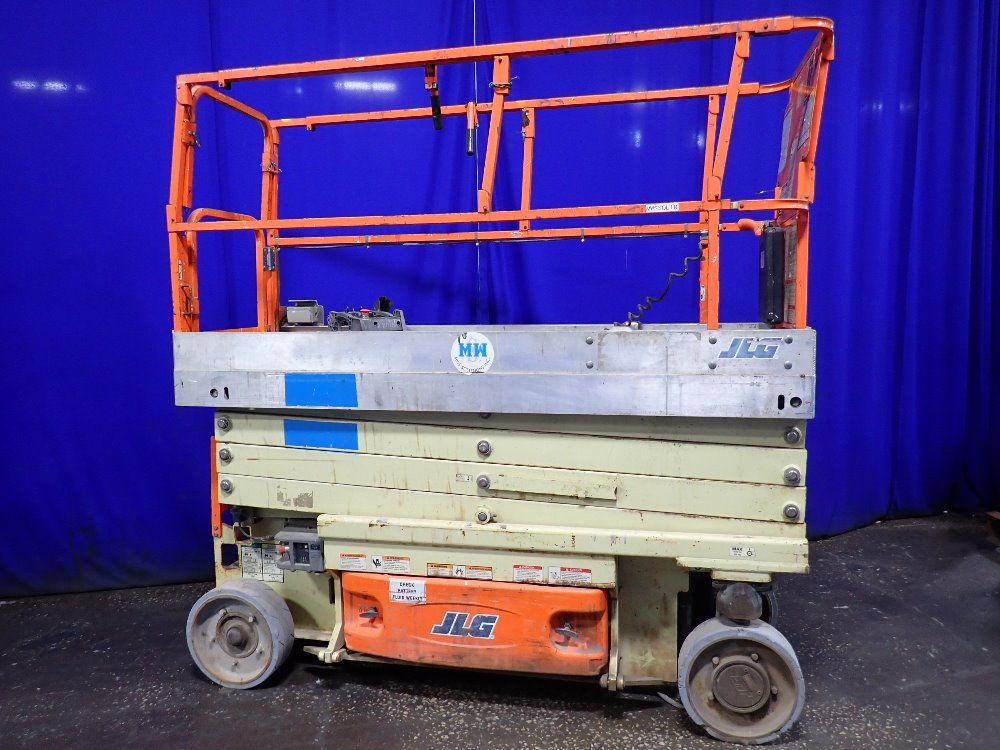 Jlg 500 Lbs Scissor Lift - 2630 Es