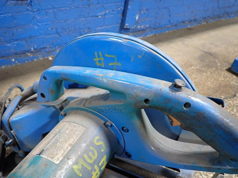 Makita 14" Chop Saw - 2414db