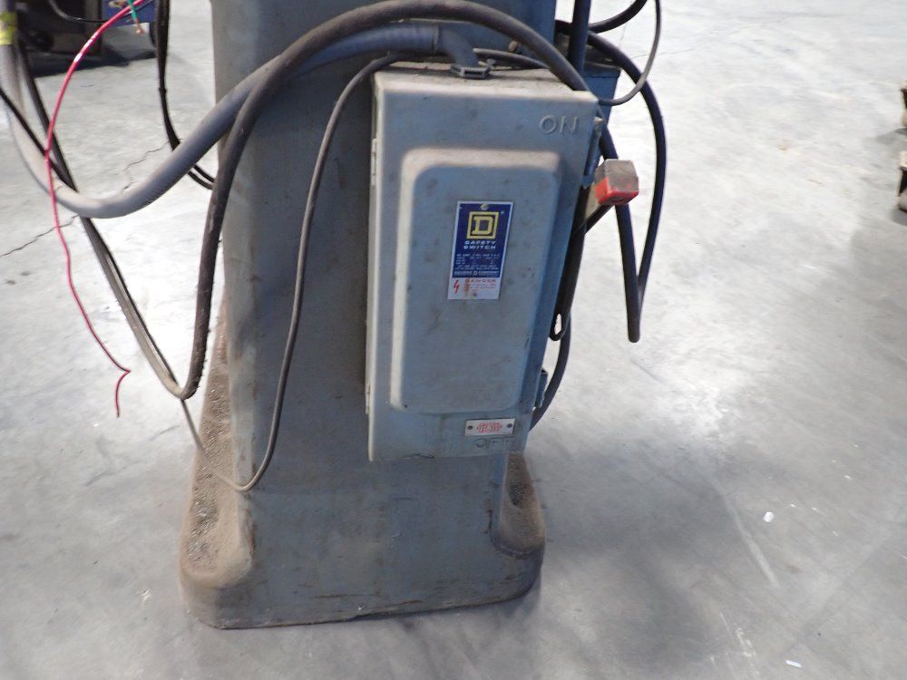 Bridgeport 42" X 9" Vertical Milling Machine